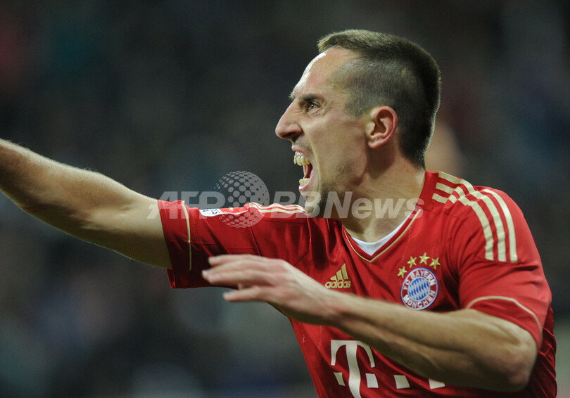 バイエルンが首位返り咲き、ドルトムントはメンヘングラッドバッハとドロー