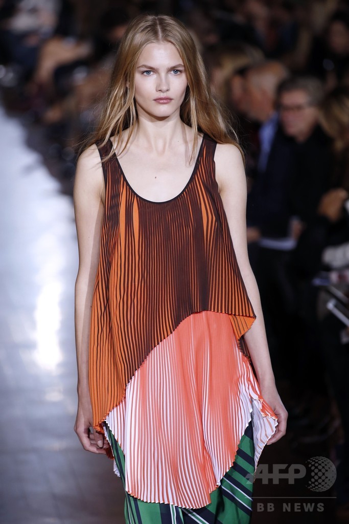 「ステラ マッカートニー」16年春夏コレクション