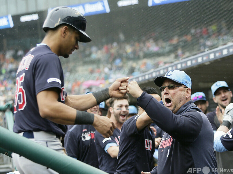 MLB最優秀監督 ナはショーウォルター氏、アはフランコナ氏