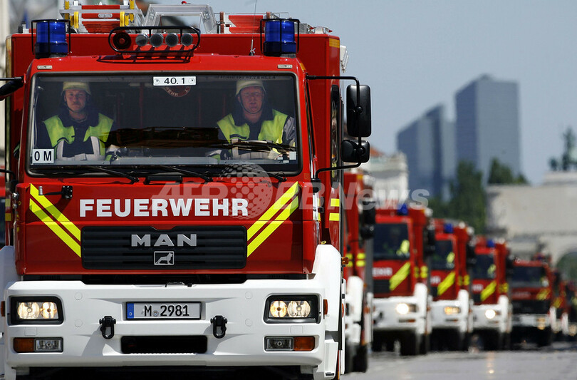 消防隊員が主役のパレード