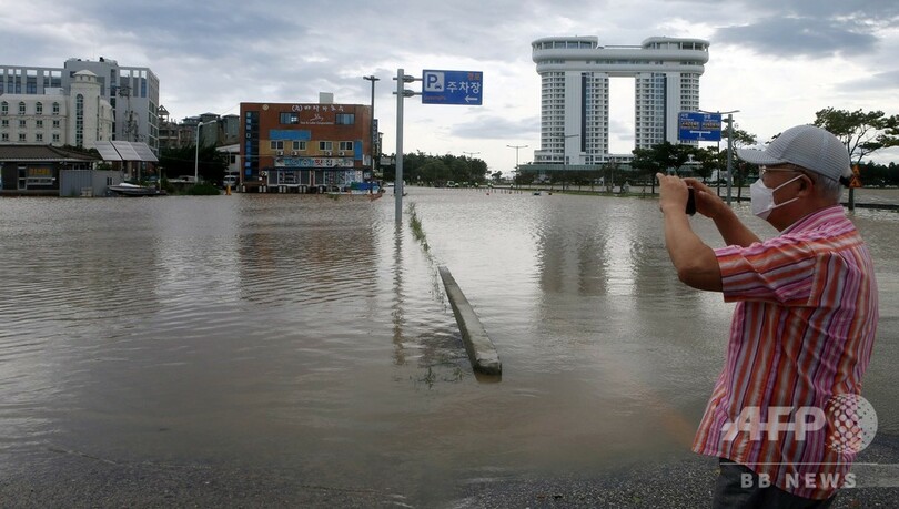 台風9号、韓国・釜山を直撃 死者1人 北朝鮮にも豪雨