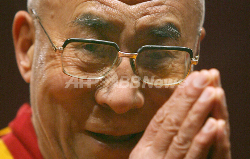 ダライ・ラマの後継者、女性の可能性も