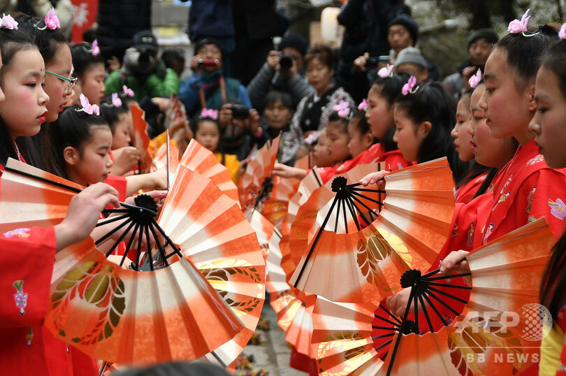 少女らの舞「チャッキラコ」、小正月に豊漁祈願　神奈川・三浦