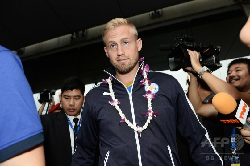 プレミア王者レスターがタイに到着、地元ファンに優勝報告