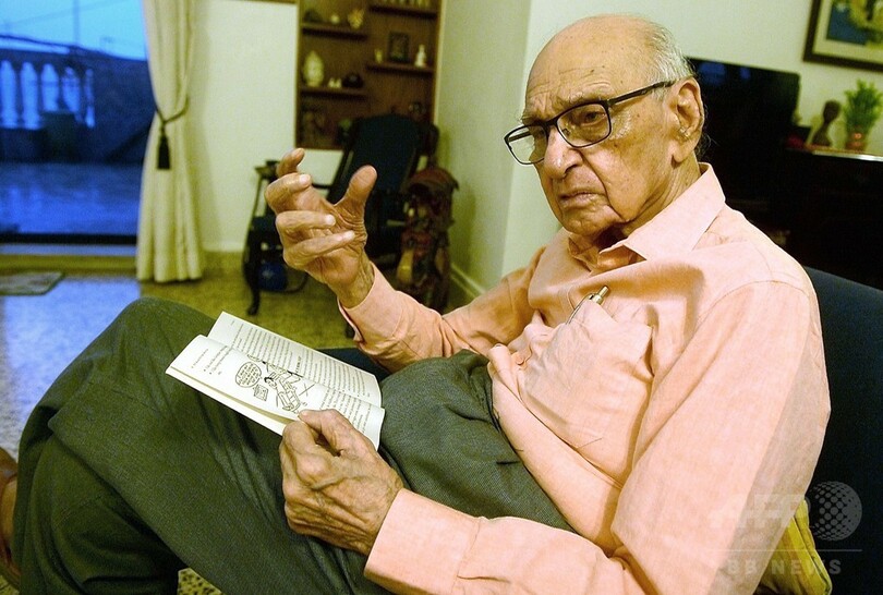 91歳の「セックスカウンセラー」、本音トークで人気 インド