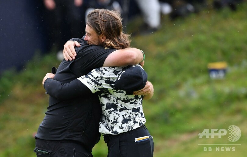 ローリーが全英OP制覇、大差でメジャー初勝利