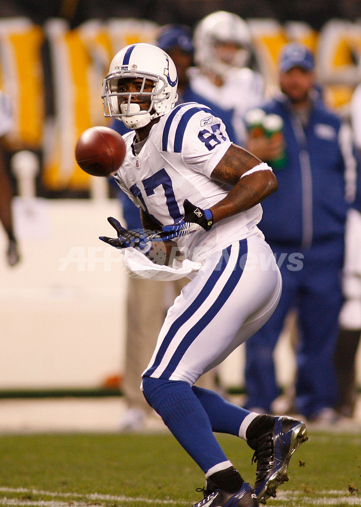 コルツ 敵地でスティーラーズとの接戦を制す