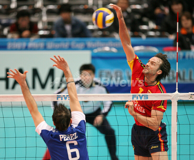 プエルトリコ スペインをストレートで降し3勝目を挙げる