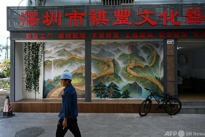 中国「油画村」 複製制作者から作家への華麗な転向