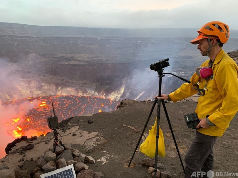 ハワイ・キラウエア山も噴火 溶岩「5階建てビルの高さに」