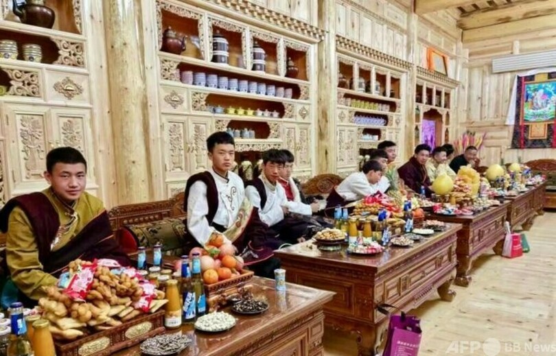 多様な形で新年を祝い、新生活を祈る青海省のチベット族