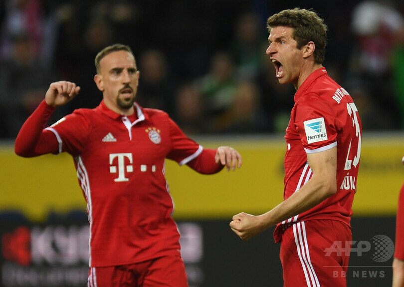 バイエルン勝利で2位と勝ち点差13、ブンデス250試合目のミュラー決勝点