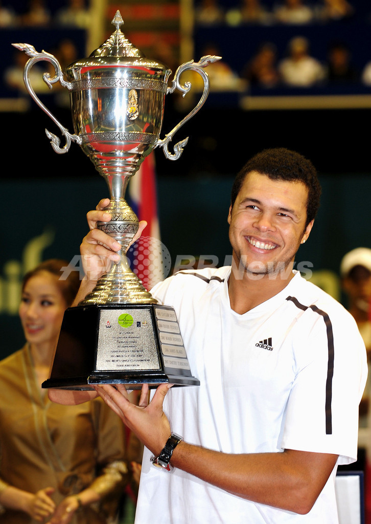 ツォンガ ストレートでジョコビッチ下しタイ・オープン制す