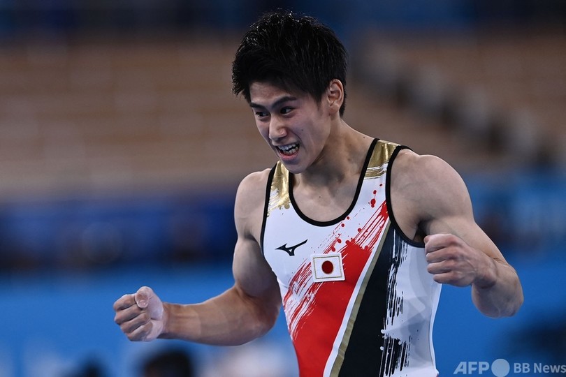 日本が体操男子団体で銀メダル、ロシアが金 東京五輪