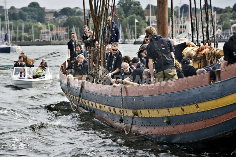 修復された11世紀のバイキング船 北海横断へ出発 写真3枚 国際ニュース Afpbb News