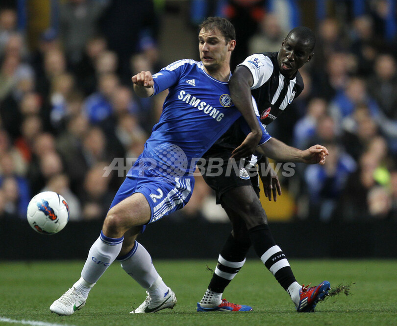 チェルシーのCL出場権獲得に暗雲、ムアンバ観戦もボルトン敗戦