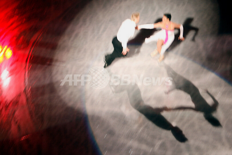 NHK杯のエキシビションが開催される