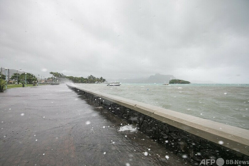 モーリシャス沖にサイクロン、7500世帯で停電