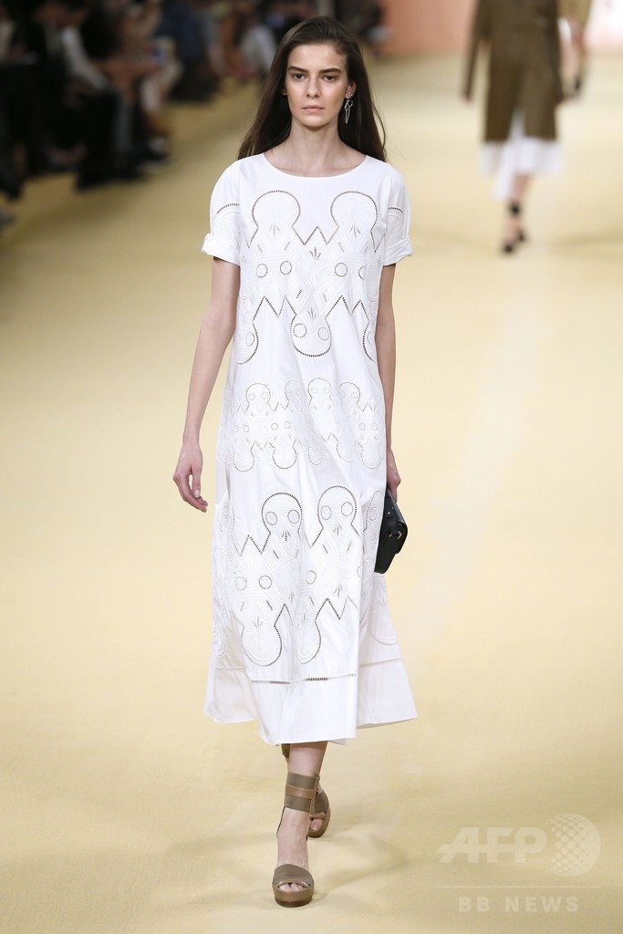 有終の美を飾る穏やかで上質なコレクション、「エルメス」15年春夏