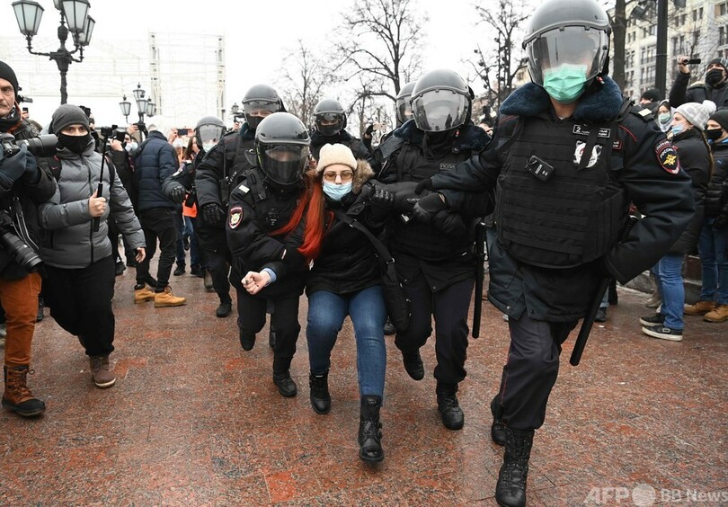 ロシア当局、ナワリヌイ氏釈放求める支持者ら拘束 各地で反政権デモ