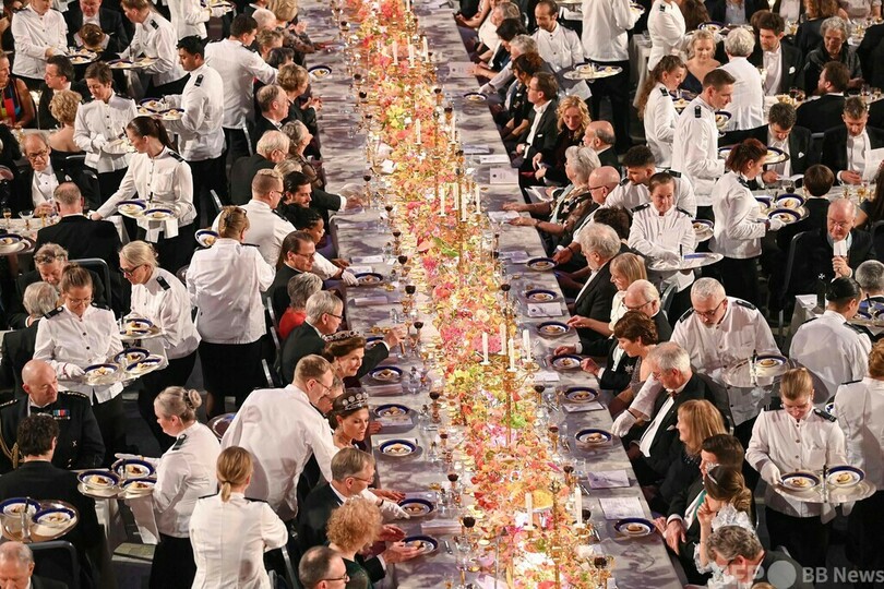 【今日の1枚】輝くメインテーブル、ノーベル賞の夕食会 スウェーデン