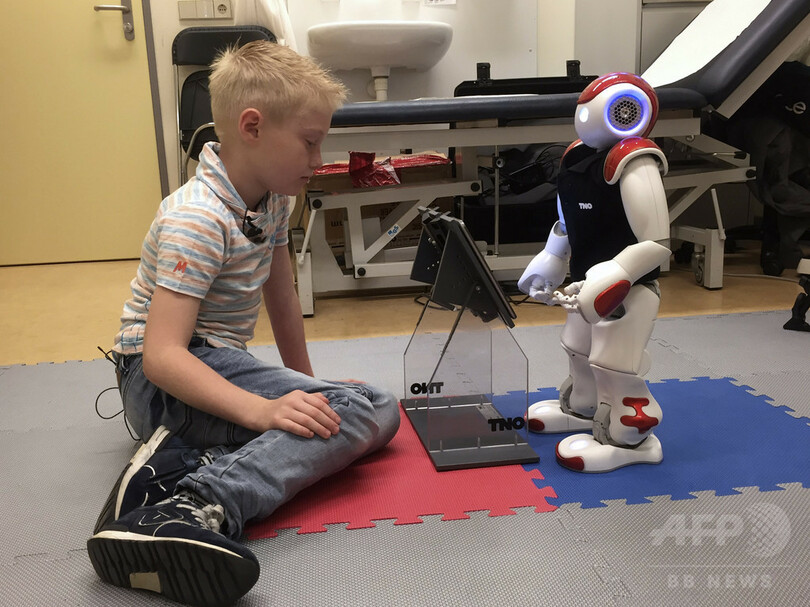  小児糖尿病児の頼れるおとも「チャーリー・ロボット」、オランダ