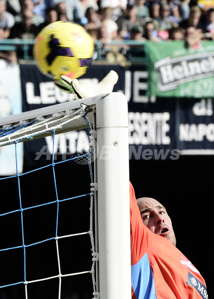 PKに恵まれたナポリがトリノに勝利、首位追走