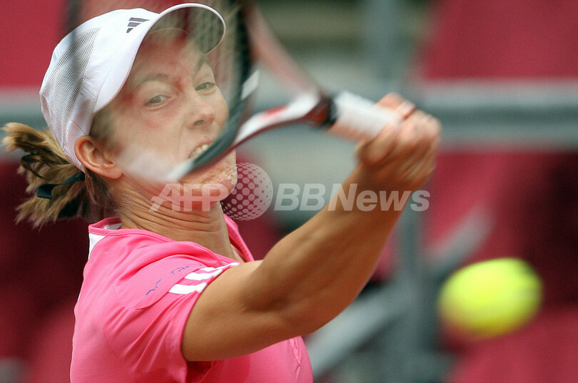 ＜女子テニス カタール・テレコム・ドイツ・オープン2007＞エナン カメリンを降し準々決勝進出 - ドイツ