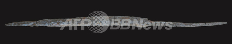 韓国で推定7000年前の木製オールを発見、新石器時代から日本と交易か