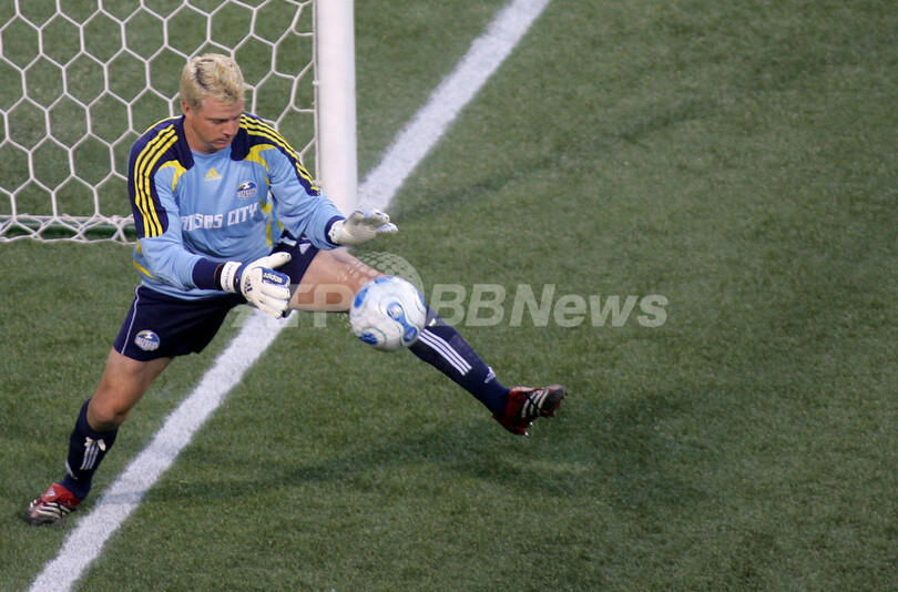 レッドブルズ カンザスシティ・ウィザーズと引き分ける