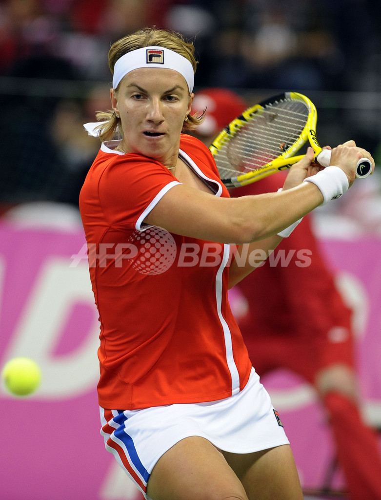 セルビア 1勝1敗の五分に戻す、ヤンコビッチ逆転勝ち