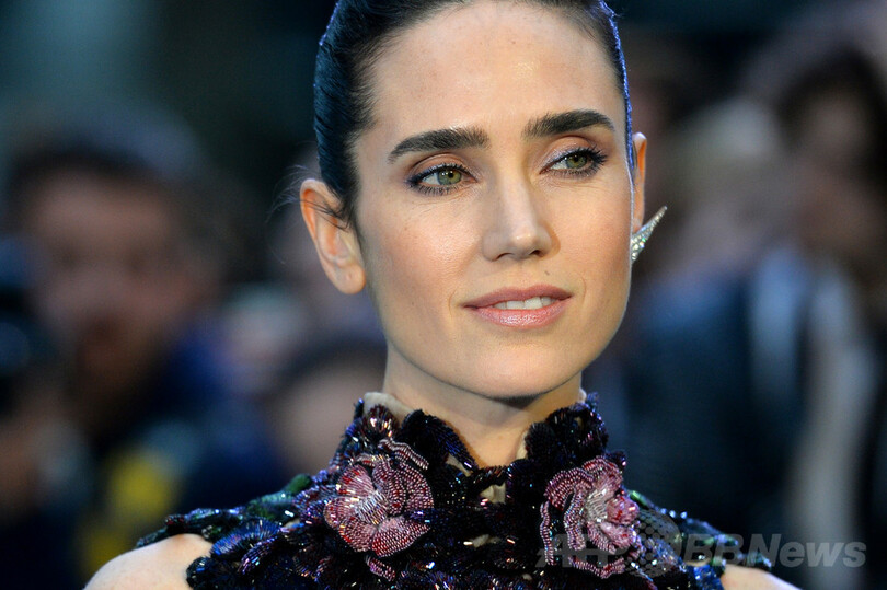 ジェニファー・コネリー、『ノア 約束の舟』ロンドンプレミアで着用したのは・・・