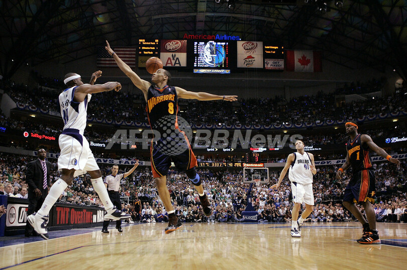 ＜06-07NBA プレーオフ＞マーベリックス ウォリアーズを降し2勝3敗に - 米国