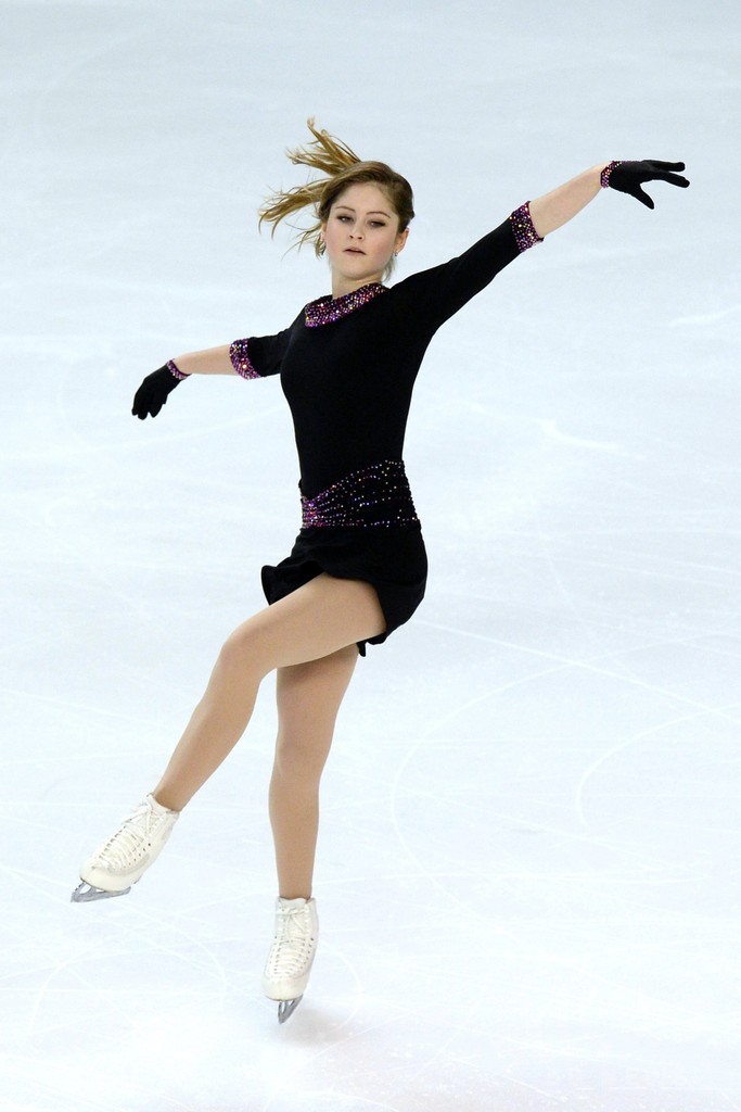 ゴールドが女子SP首位、エリック・ボンパール杯