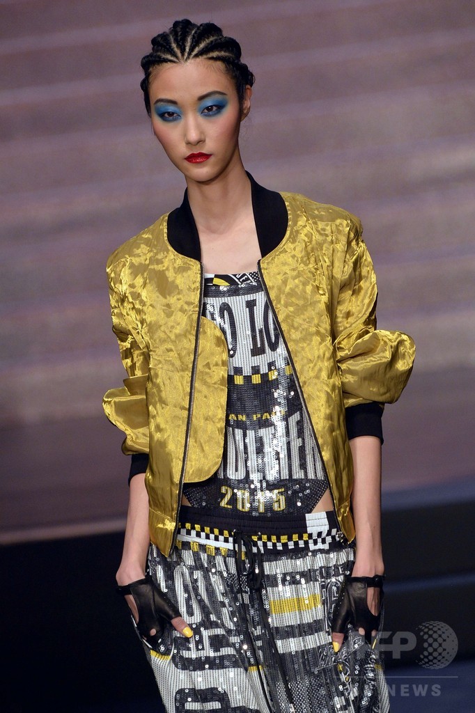 ラストショーはミスコン風の演出、「ジャンポール・ゴルチエ」15年春夏