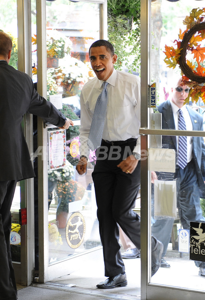 選挙活動中も記念日は忘れないオバマ上院議員