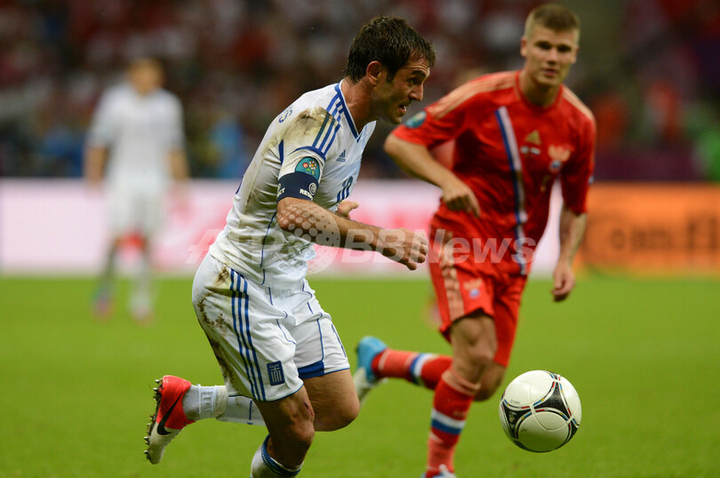 ギリシャが準々決勝進出、ロシアは敗退 サッカー欧州選手権