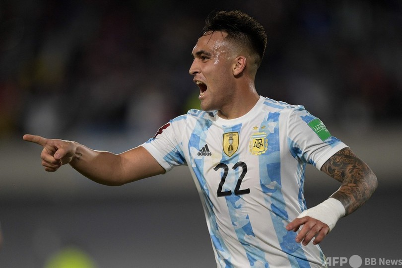 アルゼンチンがウルグアイに完勝 メッシが先制点 W杯南米予選