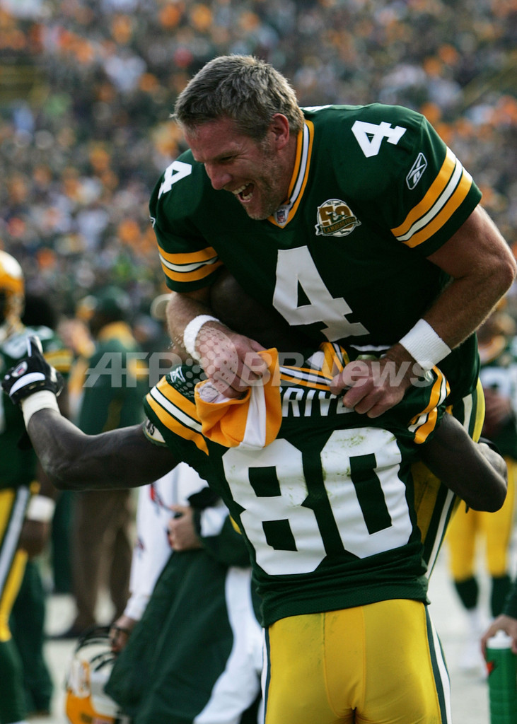 パッカーズ バイキングス降し4連勝