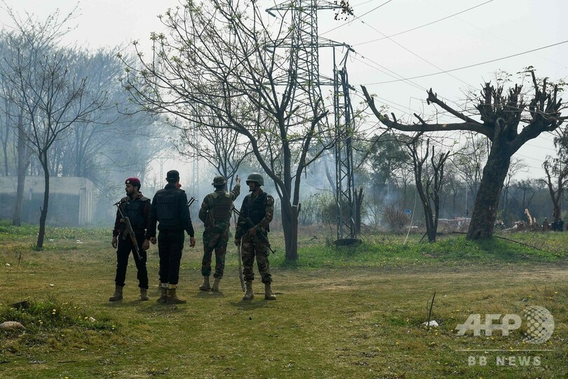 パキスタン軍F16が墜落、操縦士死亡 軍事パレードのリハーサル中