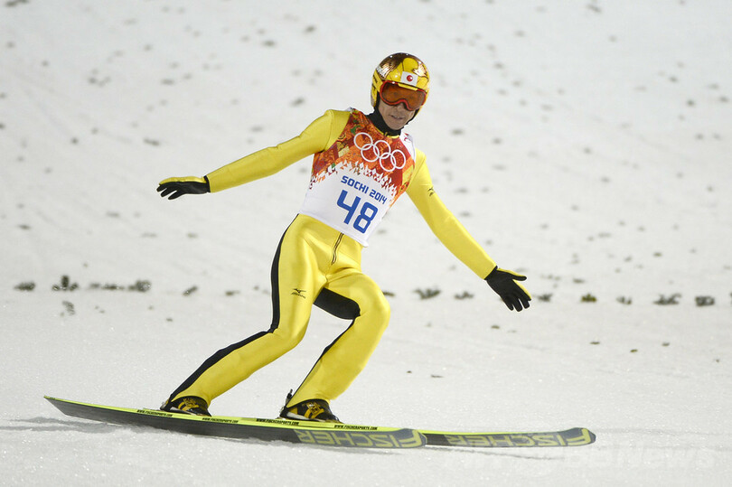 葛西がラージヒル決勝で銀メダル、ストフが2冠 ソチ五輪