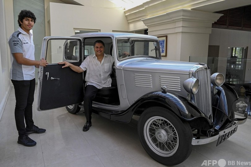 車愛好家フィリップ殿下の「最初の車」 スリランカで展示