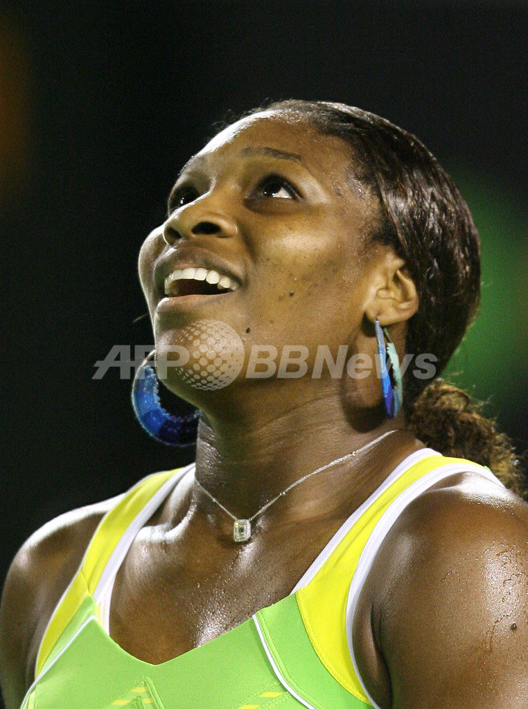 ＜テニス 07全豪オープン＞女子シングルス、セレーナ 第5シードのペトロワを逆転で降しベスト16入り - オーストラリア