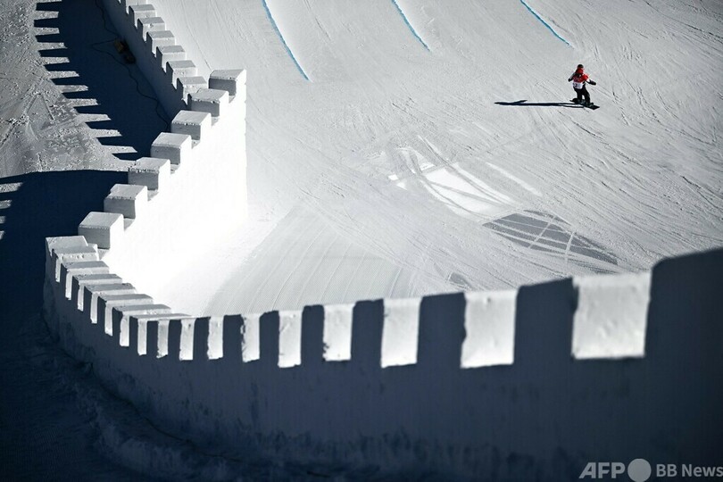 人工雪コースは「防弾」の硬さ、スノボ女王が不安視 北京五輪