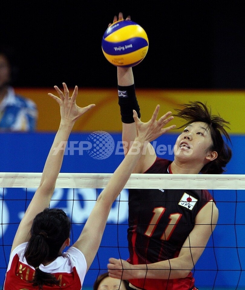 日本女子 中国に完敗も決勝トーナメントへ