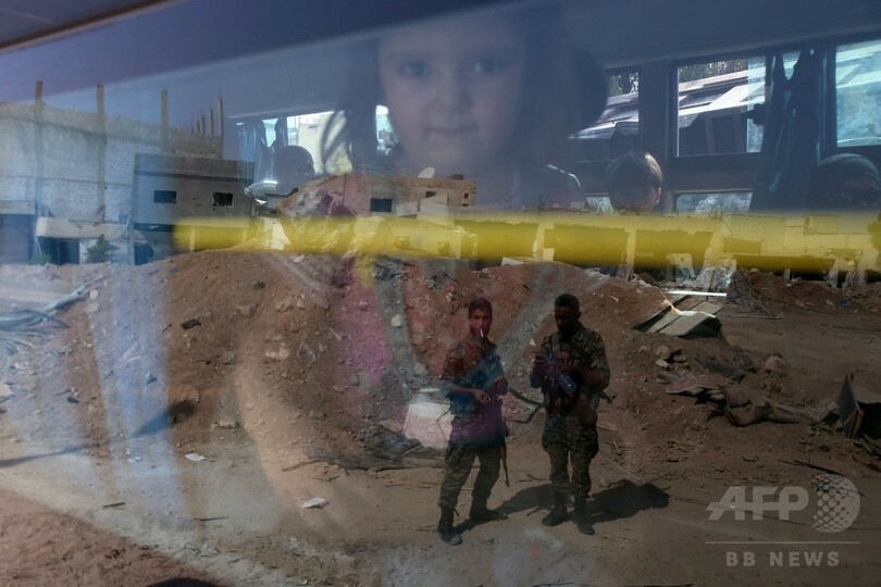 シリア反体制派の象徴の町ダラヤ、4年の包囲経て政府側の手に