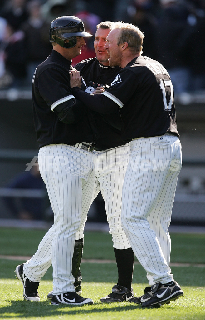 ＜07MLB＞ホワイトソックス サヨナラ勝ちで今季初勝利を挙げる - 米国