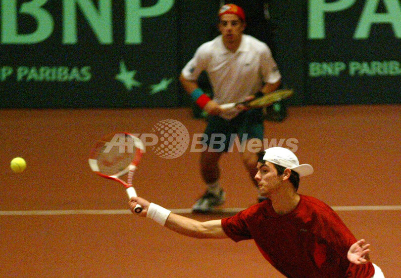 ＜男子テニス 07デビスカップ＞ポルトガル 3連勝で2回戦進出を決める - グルジア