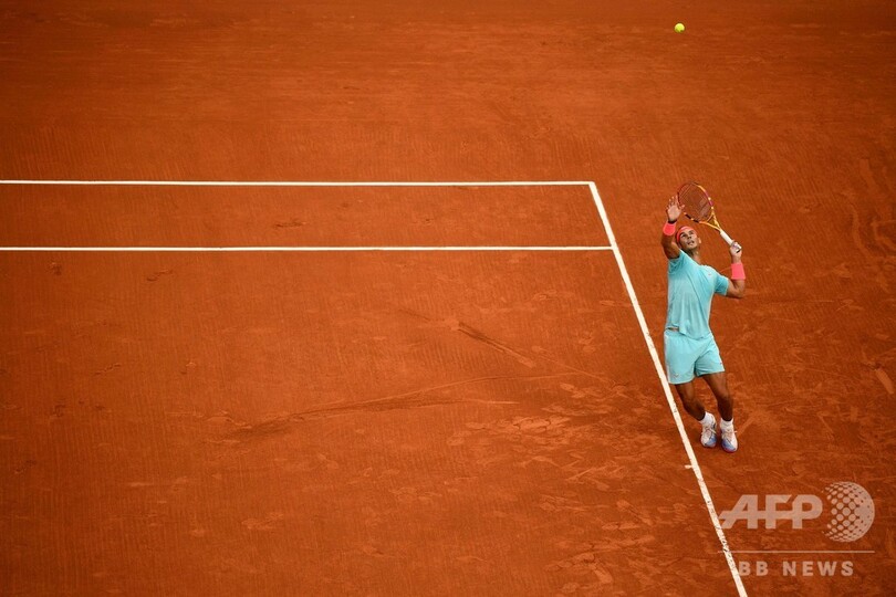 ナダル快勝で全仏OP初戦突破、GS20勝目へ好発進