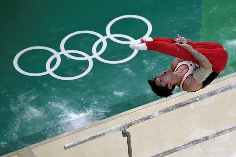 内村、個人総合で金メダル 五輪2連覇の偉業達成